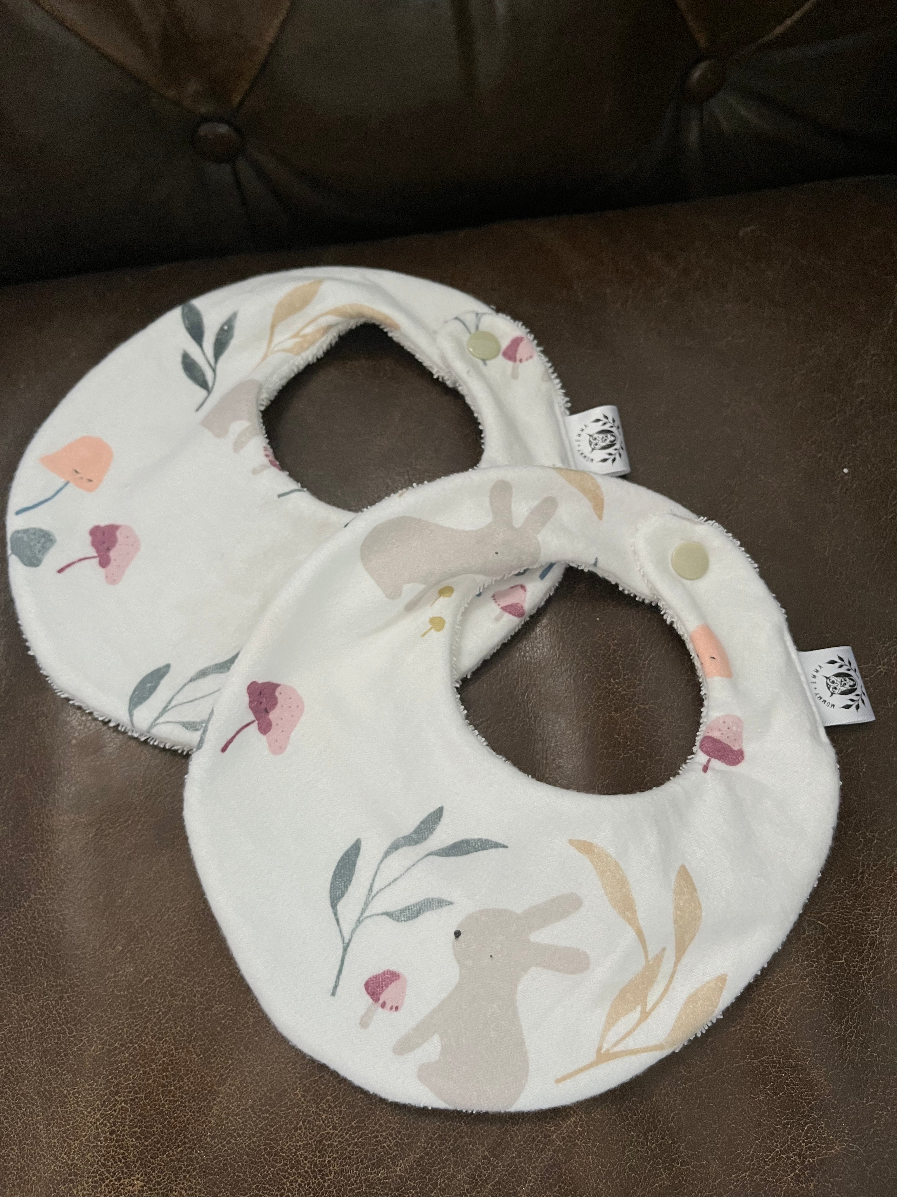 Dribble Flannel Bib - Mushroom