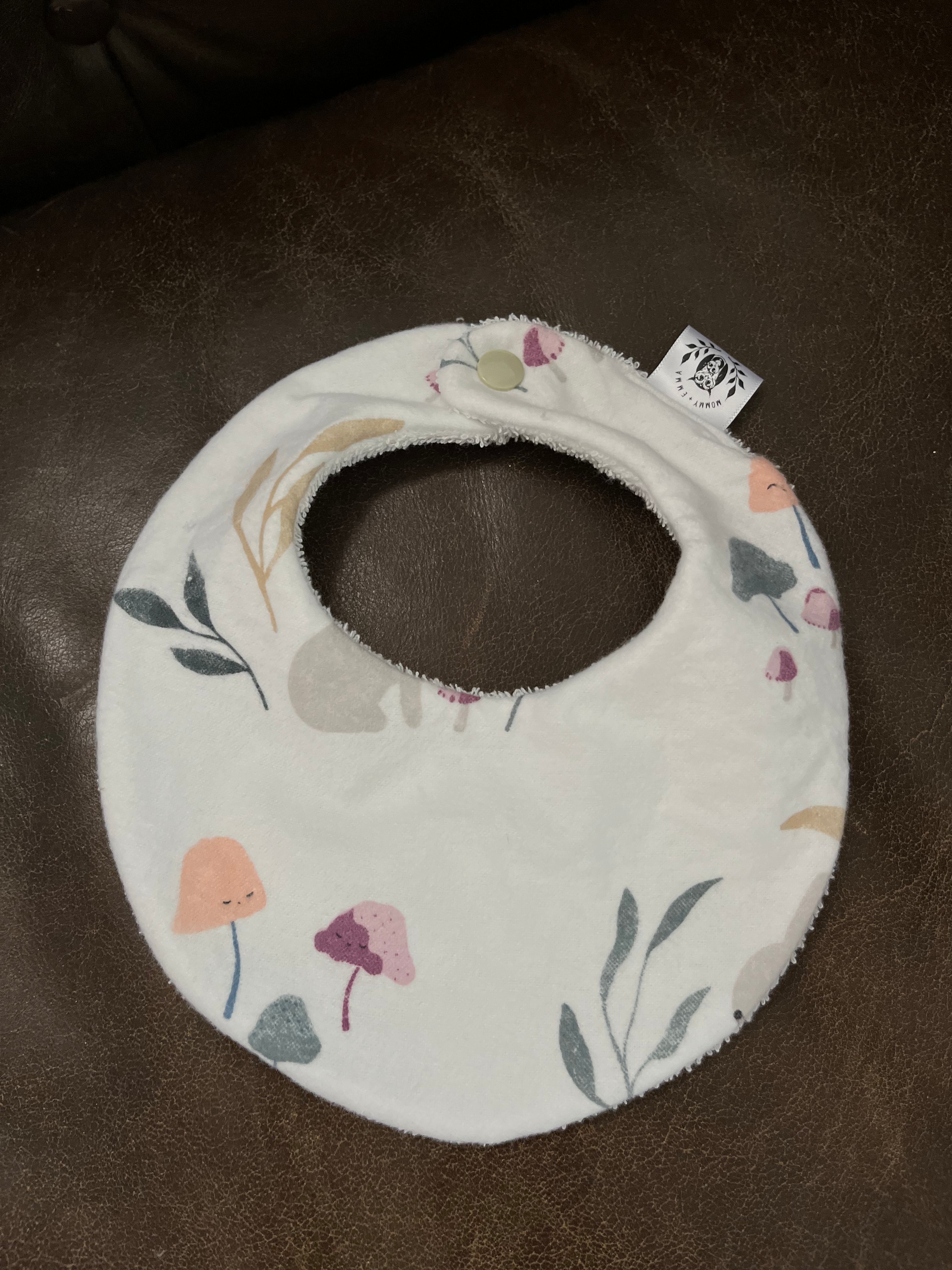 Dribble Flannel Bib - Mushroom