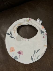 Dribble Flannel Bib - Mushroom